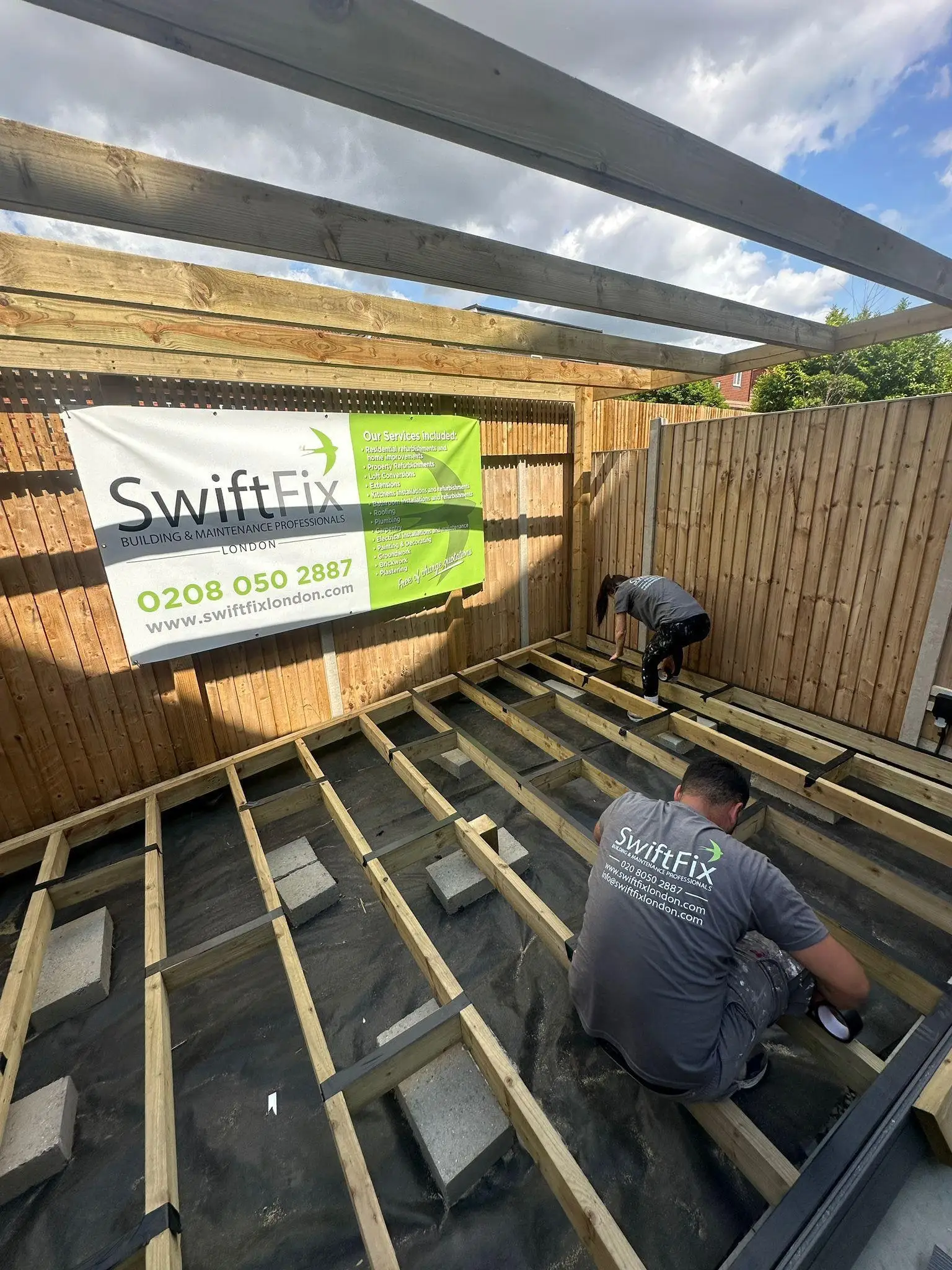 Swift Fix builder fixing decking joists