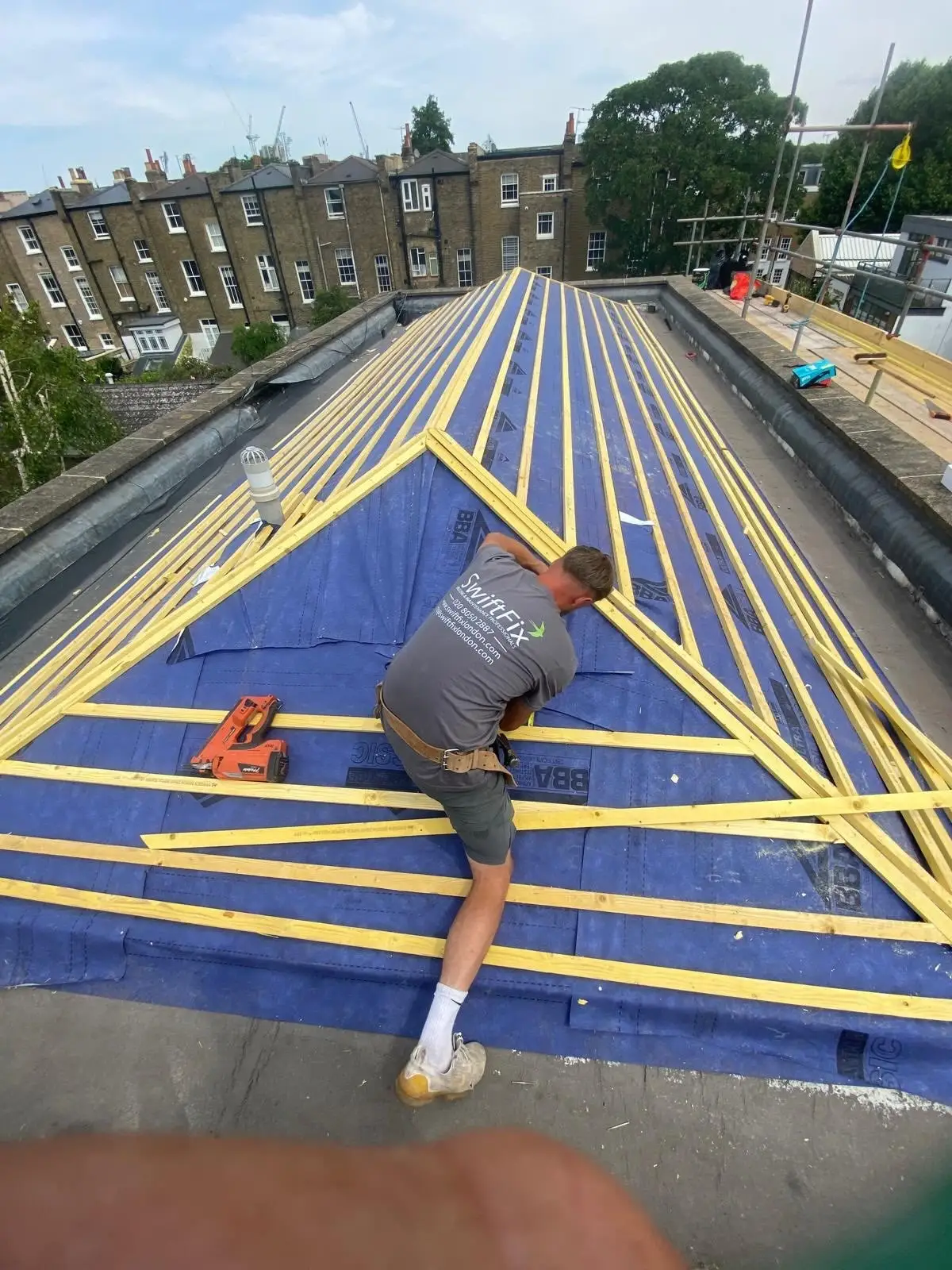 Swift Fix roofer battening a roof